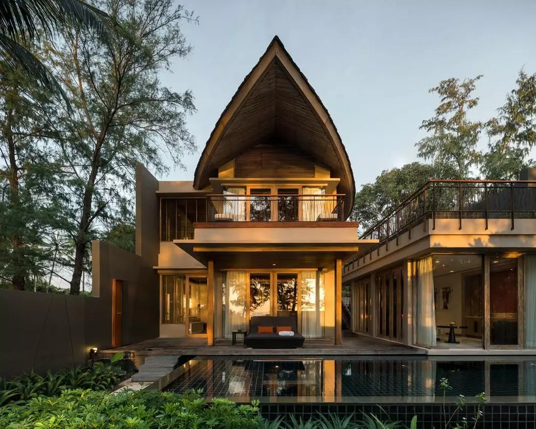 717795RENAISSANCE_SHABAVIZ (16).jpg